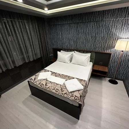 Ξενοδοχείο Loft *